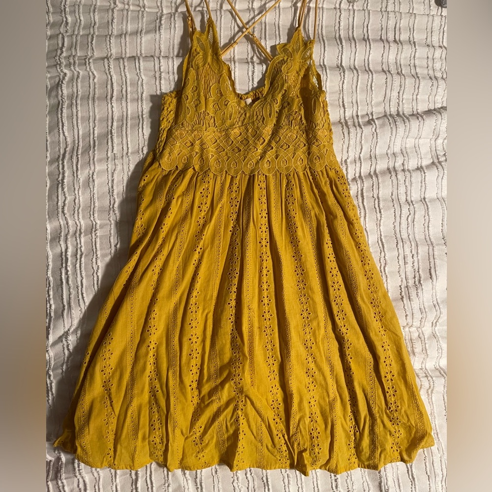 Adjustable dress in yellow - size L